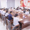 双轨联动启新程 匠心聚力育芳华——2025-2026学年度初中部“青蓝工程师徒结对”与“班主任互助结对”仪式圆满举行