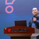 解码未来工厂 共育科技新苗——我校初中部家长大讲堂解锁智能制造新视界